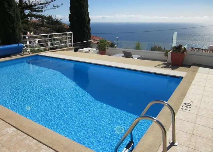 Hansen In Garajau - Cristo Rei *