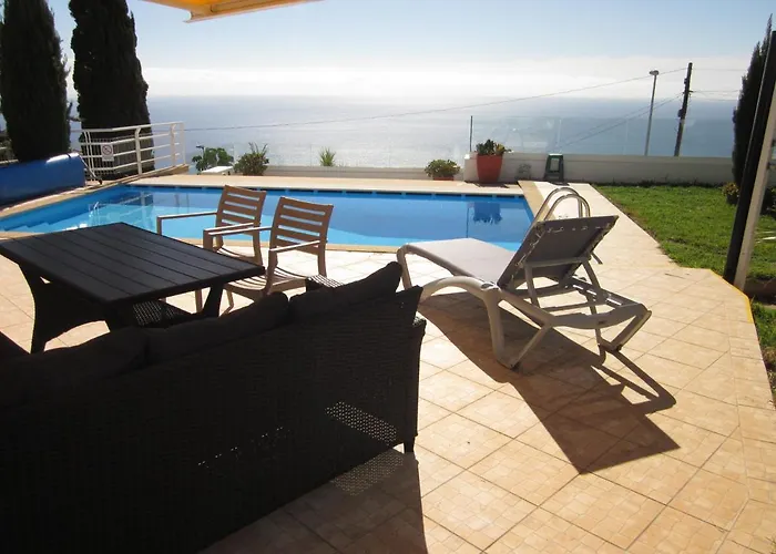 Villa Hansen In Garajau - Cristo Rei *