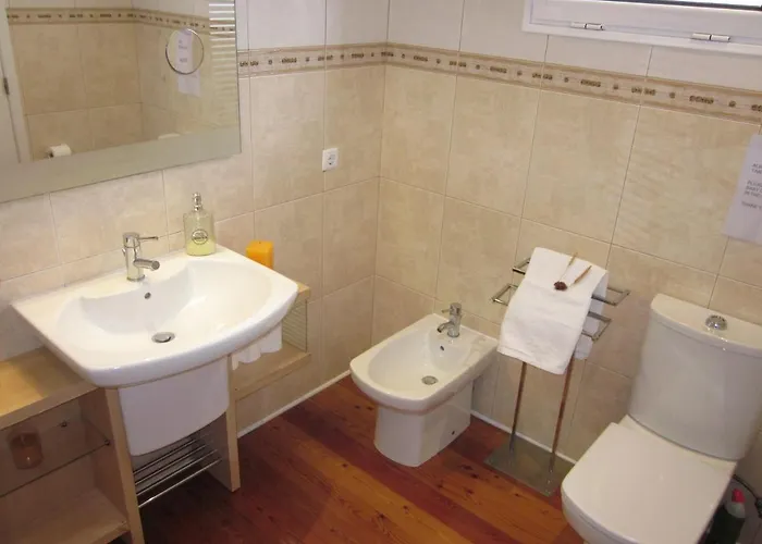 Villa Hansen In Garajau - Cristo Rei Caniço