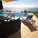 Villa Hansen In Funchal Suburb - Cristo Rei *