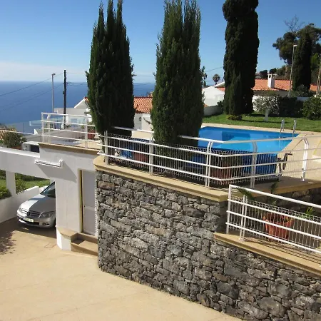 Βίλα Hansen In Funchal Suburb - Cristo Rei