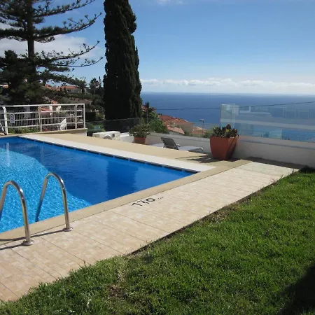 Hansen In Funchal Suburb - Cristo Rei Canico (Madeira)