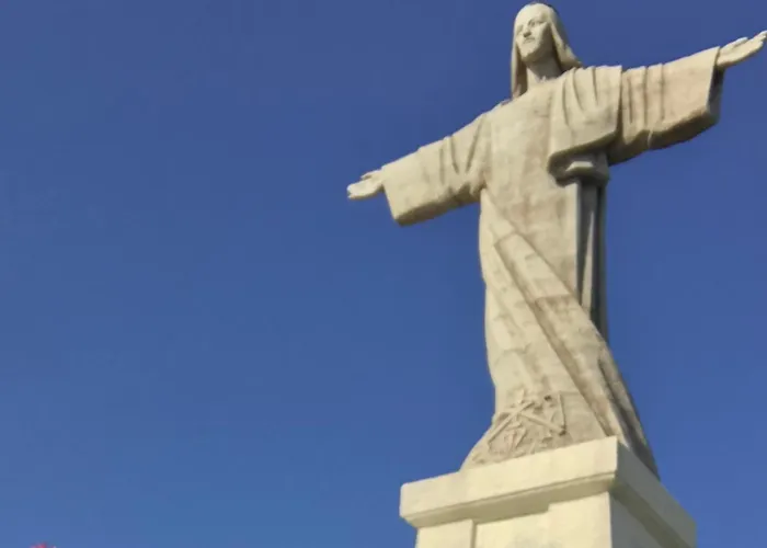 Hansen In Garajau - Cristo Rei